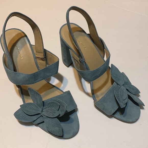 Ann Taylor JOY SUEDE FLOWER HEELED SANDALS IN CHIC SLATE - Picture 2 of 8